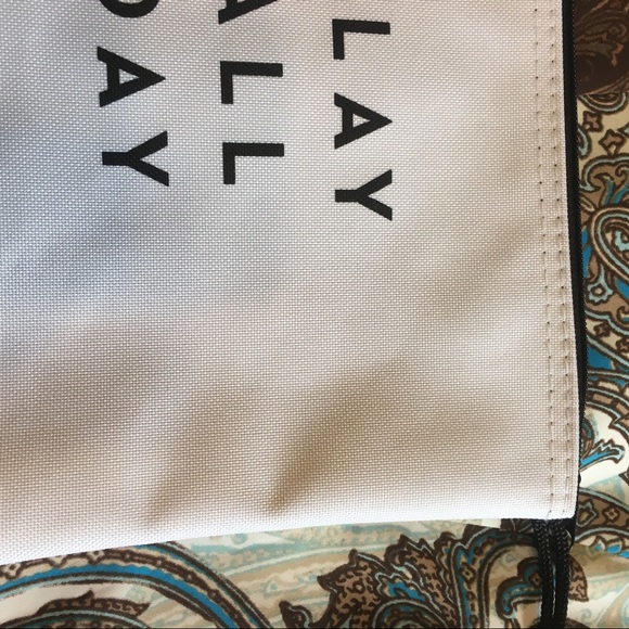 White Slay All Day Milly Zippered Pouch - Picture 5 of 5